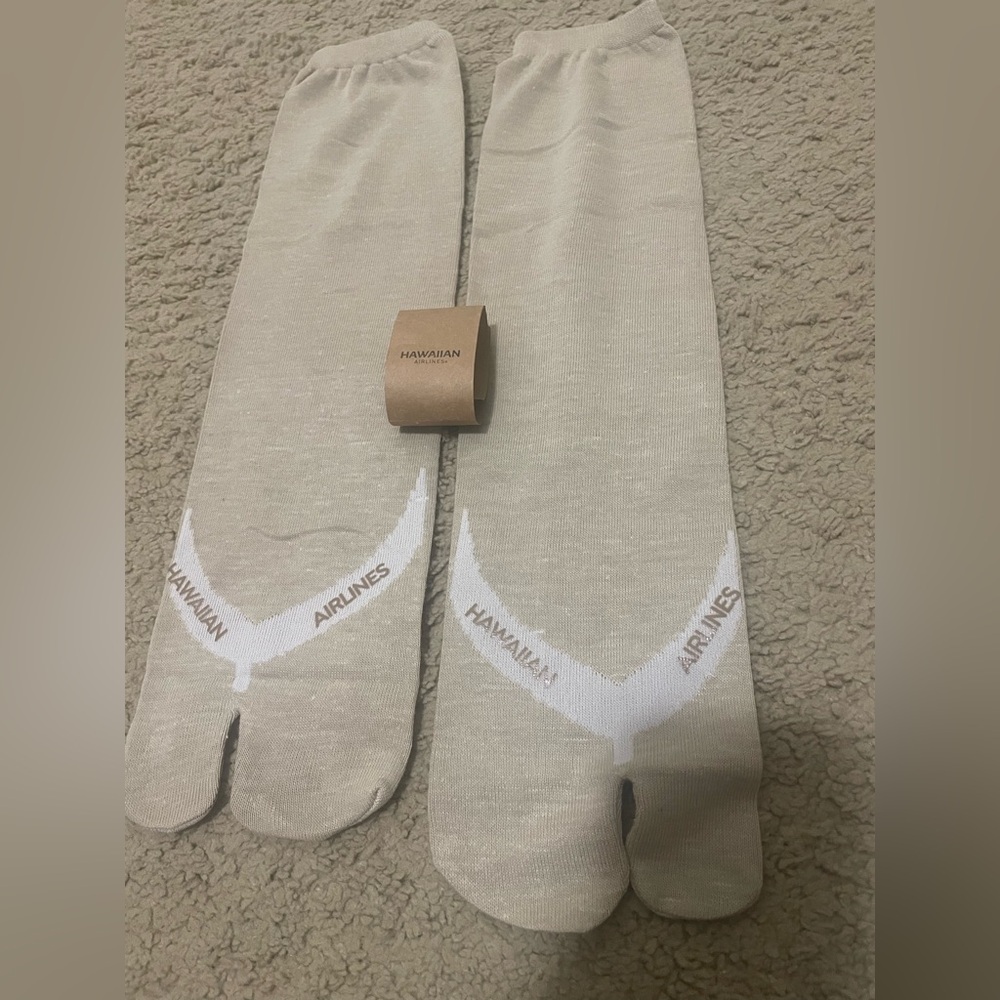 Hawaiian Airlines Socks - NEW!!!